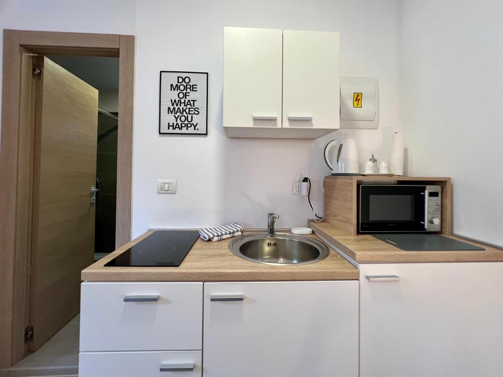 Ferienwohnung Azzurro Mare Pula Exterior foto